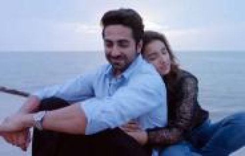 Afeemi (Meri Pyaari Bindu)